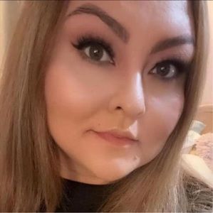 Meet your Posher, Jazmín